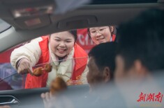 志愿服务暖归途