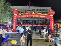 图片新闻|祁阳市人社局举行春风行动特色夜市招聘会