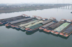 20余艘滞航船舶安全通过湘江株洲水域