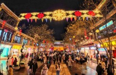 宛若“天上的街市”！前门灯彩迎新春