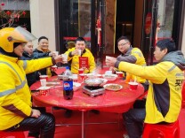 高云社区邀新就业劳动者共赴新春家宴