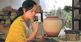 Innovation and Efforts Bring Fire to the Renaissance of Tongguan Old Street