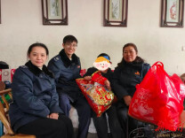 武陵源区税务局“税务爸妈”开展新春走访慰问活动