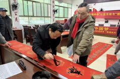 武冈市水利局开展“访民情、送温暖，助力乡村全面振兴”主题党日活动