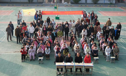 赤橙青年乡村冬令营在衡阳县石市镇中心小学开营