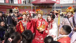 平江“年货季”搅热消费市场@湖南日报