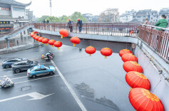 火红灯笼高高挂