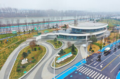 大泽湖畔又添新公园