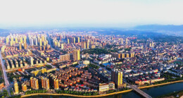 芙蓉国评论｜开放车位等君归：这样的春节“里子”最是暖人心