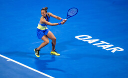 郑钦文憾负莱巴金娜 无缘多哈站八强