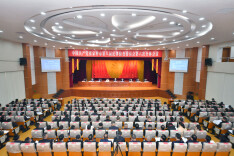 张家界市第八届纪委第六次全会召开 刘革安出席并讲话