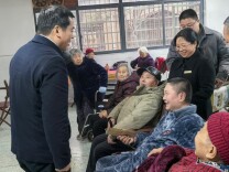 临澧县委书记李雨初开展春节走访慰问活动