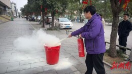 临湘白云湖影城开展消防培训演练 筑牢文化场所安全防线​