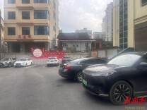 腾出2000余个临时车位，安化县梅城镇以暖心举措缓解返乡停车难