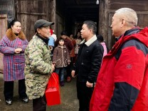 新春走基层丨城步多部门联动开展春节慰问活动 情暖苗乡迎新春