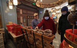 稻香村“三件套”备货小半吨依然不够卖，隆福寺还藏了多少老口味