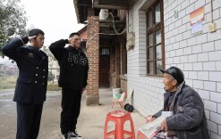 青春戎装致敬英雄——双清区组织军校学子慰问抗美援朝老兵​