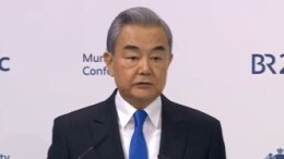 王毅就中日关系重申严正立场