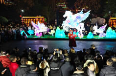 城步这场花灯晚会，充满年味与民族风情