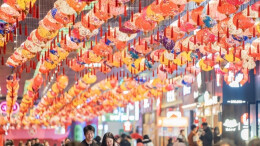 张灯结彩年味浓