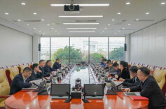 湖南湘江新区（长沙高新区）管委会（岳麓区政府党组）班子召开2025年度民主生活会