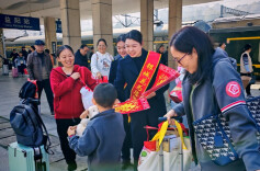 安全到家！“桃江号”专列驶抵益阳