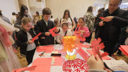 多国举行迎马年春节活动