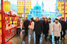 沈晓明调研春节期间保供稳价工作和文旅市场情况