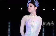 一起看春晚丨又被迪丽热巴震撼了