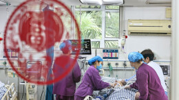 除夕，他们坚守岗位