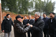 大年初一，沈晓明赴农村走访慰问