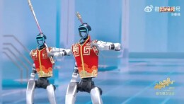 机器人浓度最高的一届春晚，四家机器人厂商舞台上PK