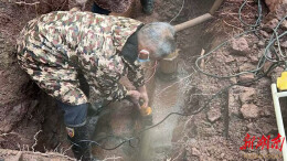 辰溪县：大年初一管道抢修临时停水 沅辰水务送水保供暖民心