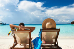 “今年所有法定假日全与周末重合”冲上热搜！网友热议→