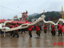 湘中年味|杏子铺镇泉坝火龙非遗庆新春文化节启幕