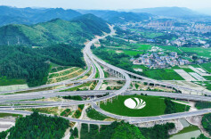 湖南高速：既通山海，更暖人心