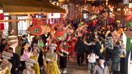 “国际张”年味浓