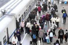 今天创今年春运以来人员流动量单日新高 务工客流开始返程