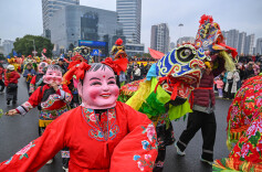 吉首乾州春会闹新春