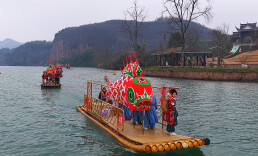 春节来郴州·福城乐悠游丨泛舟、观鱼灯、赏湘昆……苏仙一景区太好玩了