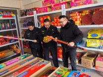 两部门：加强烟花爆竹“产储运销”和燃放全链条安全管控