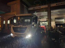 新春“圾”时清，环卫守护满城洁