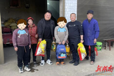 新春传暖意！袁记云饺创始人、益阳伢子袁亮宏派代表到兰溪镇开展结对帮扶