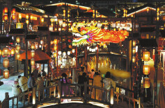 'Emotional spending' a touch of holiday luxury