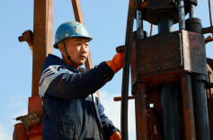 新春走基层 马不停蹄我在岗丨汝城：拾伍道生物制作综合开发基地项目攻坚“不打烊”