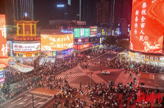 长沙商圈新春人气旺