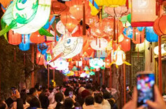 2026春节旅游市场太燃了！长线游成主流，反向过年新潮流