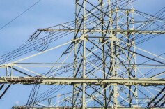 国网娄底娄星区供电支公司守护“绿色”出行