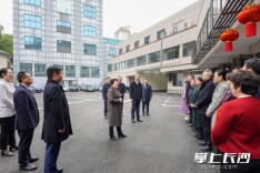 吴桂英陈博彰开展“新春第一访”