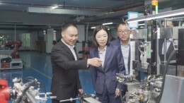 农行“活水”精准滴灌 临湘小浮标“游”向大世界